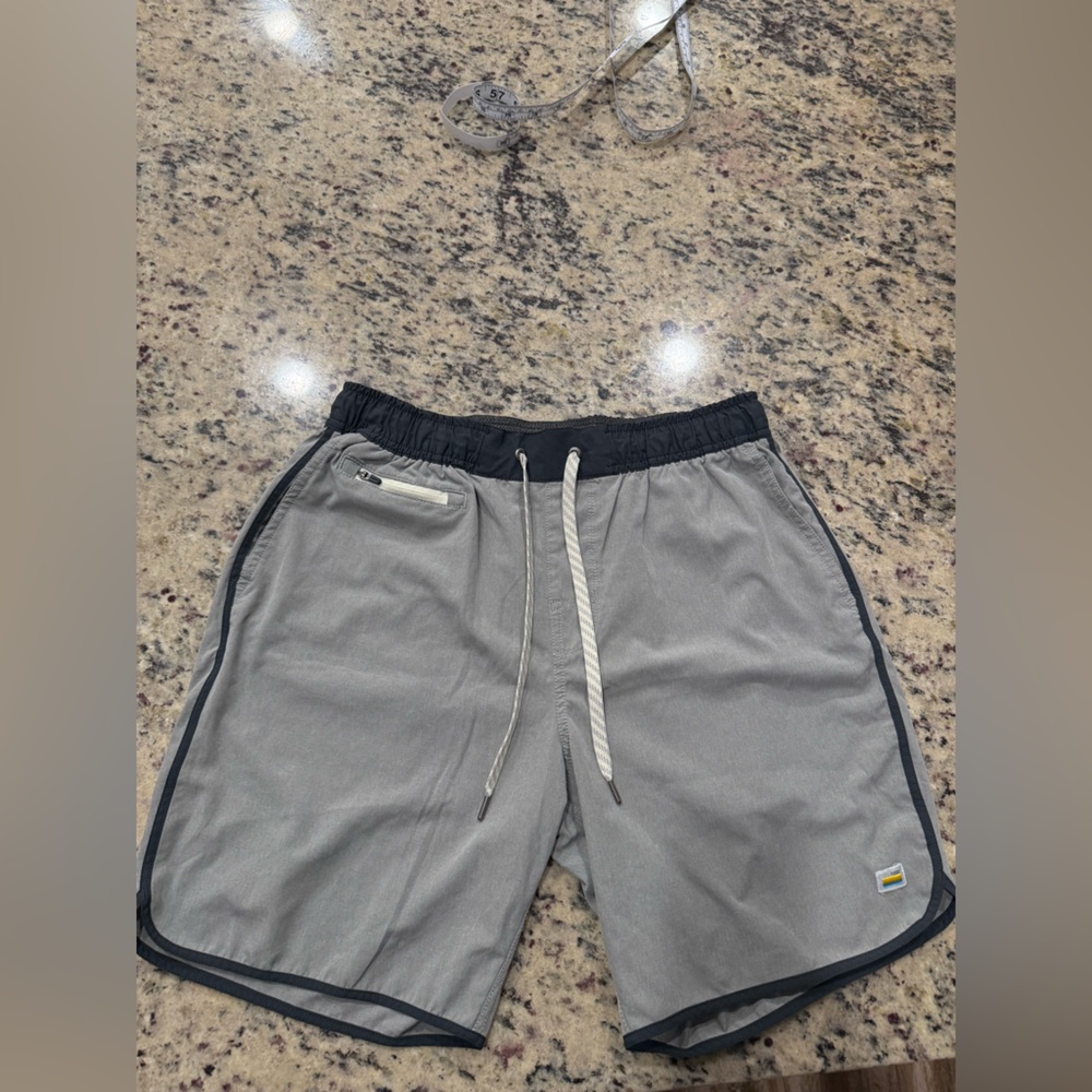 Men’s vuori athletic  shorts